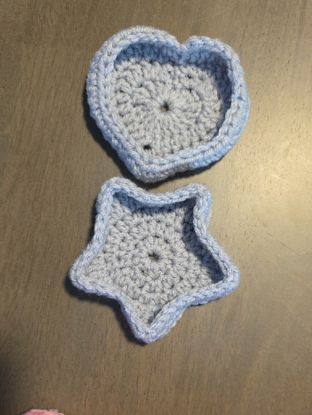 Hand Crafted Crocheted Star & Heart Trinket Dishes - Picture 8 of 13